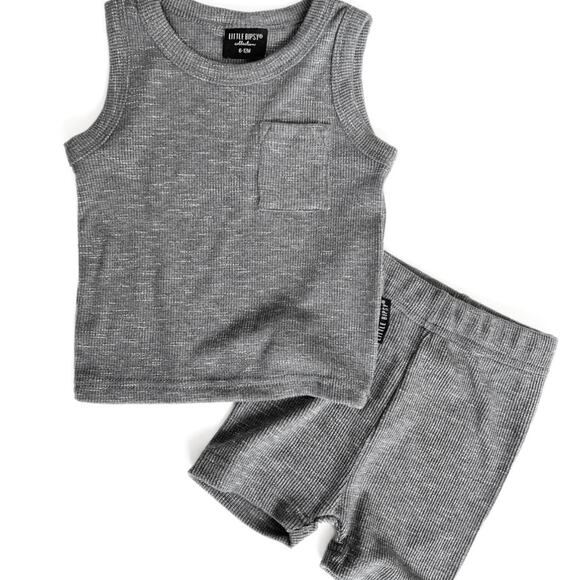 Little Bipsy Charcoal Gray Ribbed Tank & Biker Shorts Outfit Set Size 0-3 Months - Picture 1 of 7
